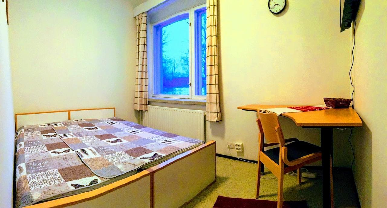 Hostel Vanha Koulu Monola Ngoại thất bức ảnh